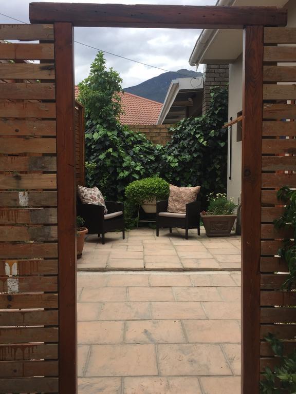 Rozenhof Guest Cottages 조지 외부 사진